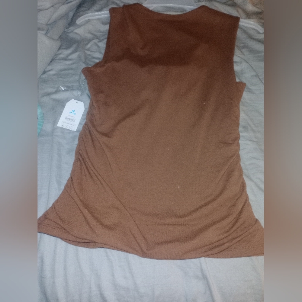 Brown Sleeveless Top - Picture 4 of 5